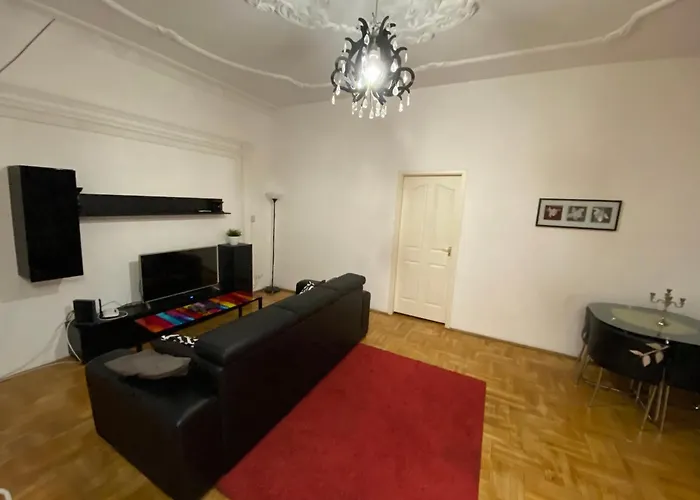 Holiday Apartments & Rooms Next Danube Promenade