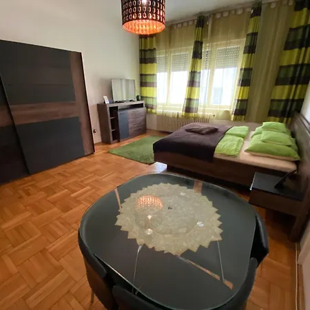Holiday Apartments & Rooms Next Danube Promenade Budapest Exterior photo