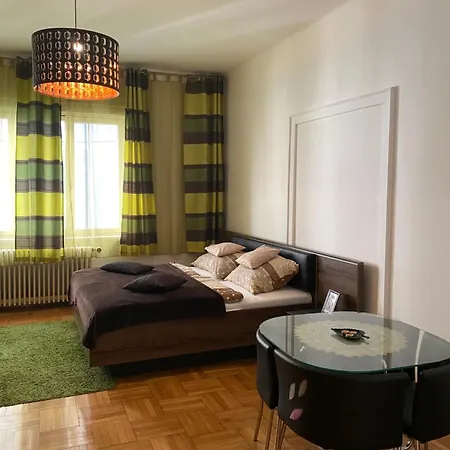 Holiday Apartments & Rooms Next Danube Promenade Budapest Exterior photo